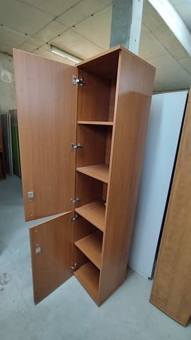 Еднокрил гардероб с рафтове със заключване - Офис шкафове 54/200/40 - снимка 3