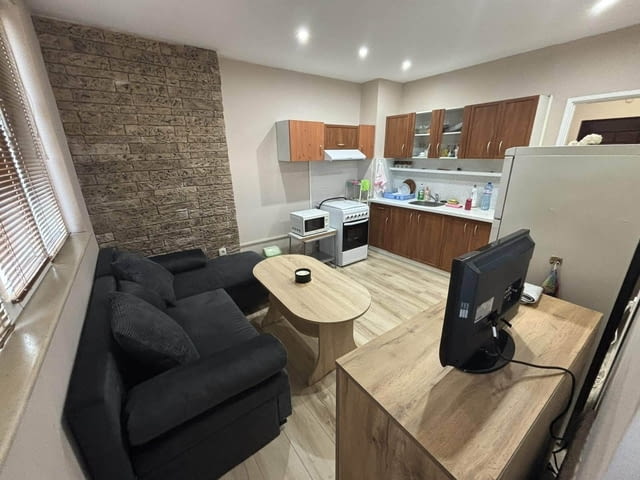 Даваме под наем двустаен апартамент в кв. Смирненски, град Пловдив | Апартаменти - снимка 1