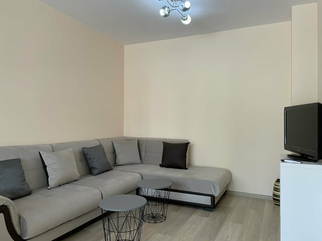 Даваме под наем двустаен апартамент в центъра на Пловдив, град Пловдив | Апартаменти - снимка 3