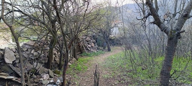 Продавам, Парцел, с Петрич, общ. Златица, махала Бодят, 350 кв.м., УПИ, 14 000 Е - снимка 6