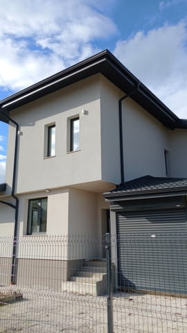 КЪЩА за продажба град ​​Пловдив, Остромила 2-етажна, Тухла, 308 м2 - град Пловдив | Къщи / Вили - снимка 4