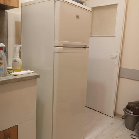 Даваме под наем тристаен апартамент в кв. Христо Смирненски, град Пловдив - снимка 11