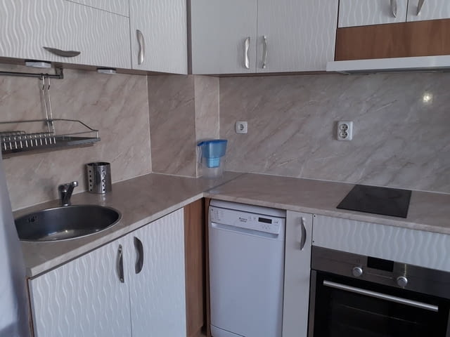 Даваме под наем тристаен апартамент в кв. Кючук Париж, град Пловдив | Апартаменти - снимка 7