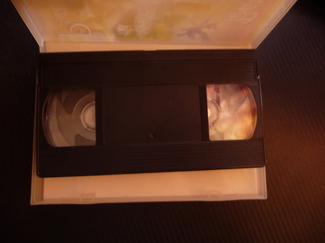 Барби Рапунцел VHS филм Barbie филмче дълги руси коси зла вещица детско филмче момичета героиня добр - снимка 2