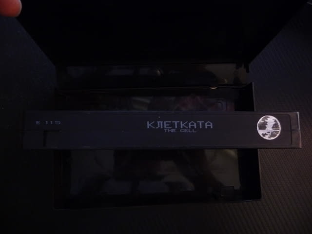 Клетката VHS филм трилър фантастичен Дженифър Лопес сериен убиец жени психар болен психично жертви - снимка 3