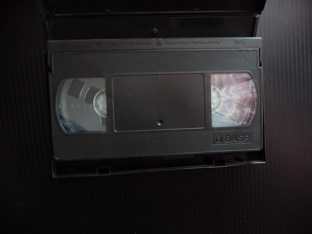 От любов към играта VHS филм Кевин Костнър бейзбол спортен питчър звезда терен стадион Кели Престън - снимка 2