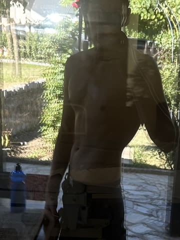 Търся си приятел с привилегии около моята възраст., city of Sofia | Men looking for Men - снимка 4