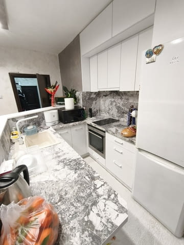 Продавам тристаен апартамент в центъра на гр. Перник, град Перник | Апартаменти - снимка 8