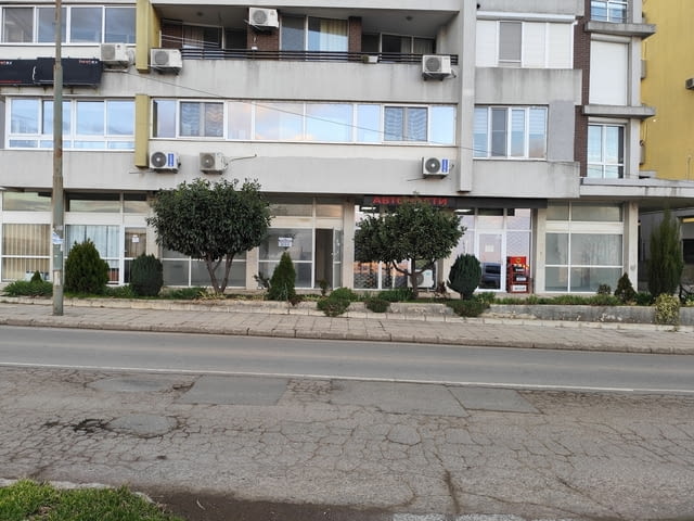 Магазин 62 кв.м. в Бургас 62 м2 - град Бургас | Магазини - снимка 1