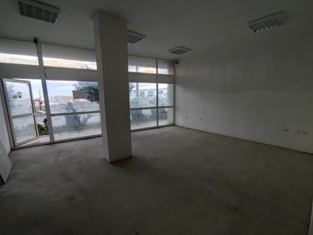 Магазин 62 кв.м. в Бургас 62 м2 - град Бургас | Магазини - снимка 3