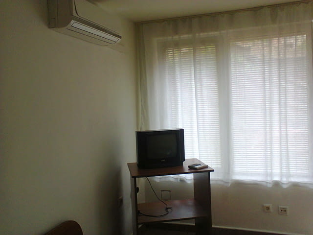 Давам под наем обзаведена партерна боксониера 280 Евро, city of Varna | Apartments - снимка 6