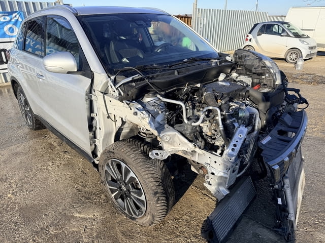 Suzuki Vitara Hybrid 1.4T, двигател К14D, 129 кс., ск. кутия 20008-68M83-000, 6 ск., панорама, 69000 - снимка 3