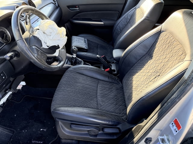 Suzuki Vitara Hybrid 1.4T, двигател К14D, 129 кс., ск. кутия 20008-68M83-000, 6 ск., панорама, 69000 - снимка 10