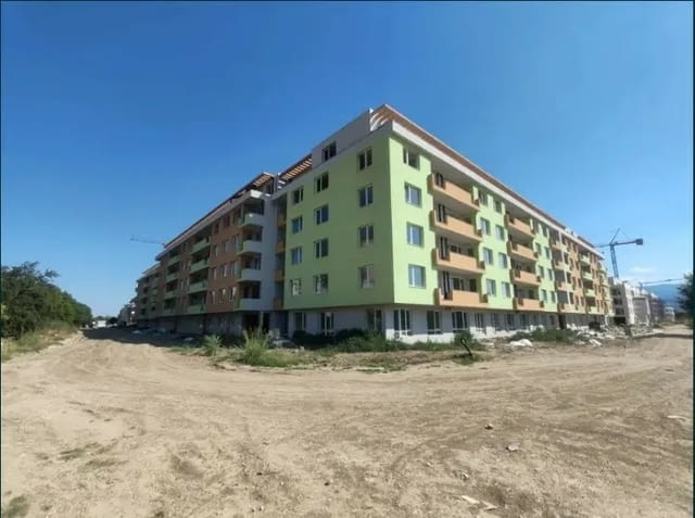 Тристаен апартамент, Остромила 3-стаен, 100 м2, Тухла - град Пловдив | Апартаменти - снимка 1