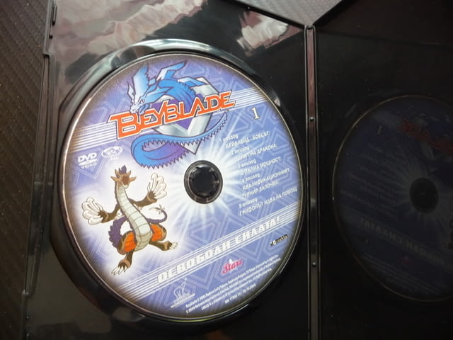 Beyblade 1 DVD филм Бейблейд играта започва битки блейдове блейд дракона пълна мощност грифон турнир - снимка 2