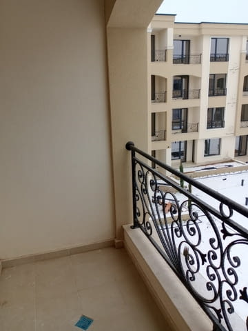 Двустаен апартамент в кв. Кършияка 74 кв. 2-стаен, 74 м2, Тухла - град Пловдив | Апартаменти - снимка 4