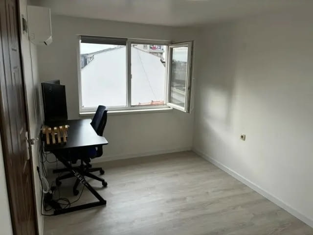 Мезонет, Център 145 м2, Тухла, Асансьор, С гараж, С преход - град Пловдив | Апартаменти - снимка 9