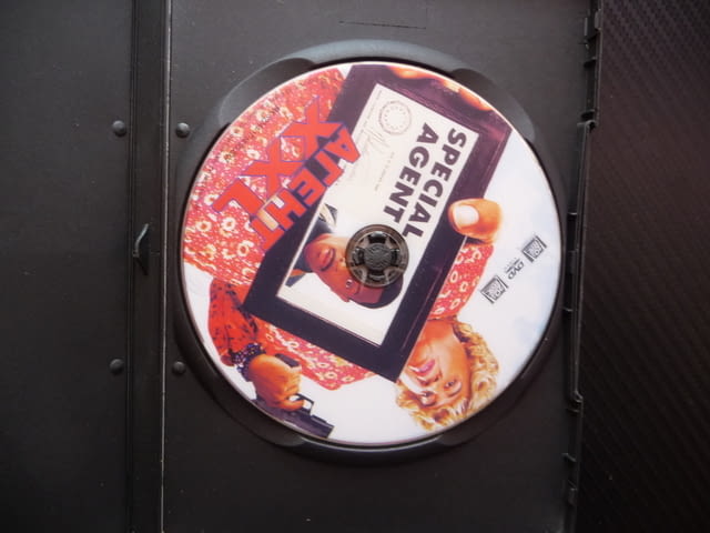 Агент XXL DVD филм Мартин Лорънс забавен комедия леля под прикритие агент полицай пистолет перука - снимка 2