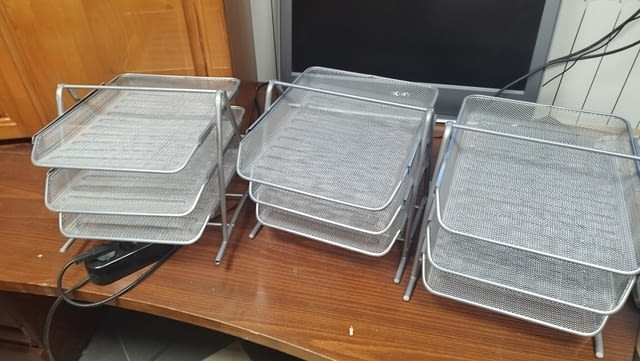 Поставка за документи - Метален органайзер за документи с 3 рафта - снимка 1