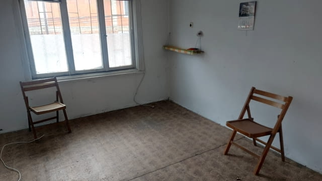 Къща в широк център на град Хасково Тухла, 142 м2 - град Хасково | Къщи / Вили - снимка 2