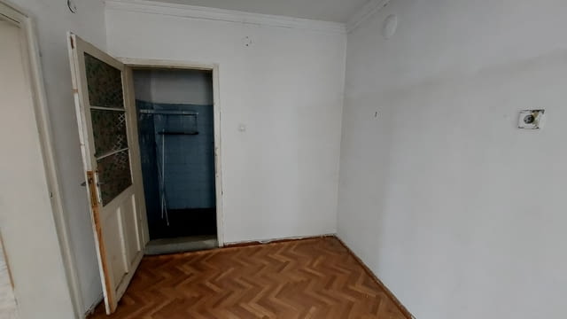 Къща в широк център на град Хасково Тухла, 142 м2 - град Хасково | Къщи / Вили - снимка 4