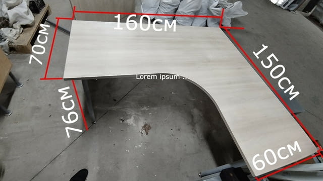 Бюро ъглово с метални крака - офис маса - city of Sofia | Desks - снимка 1