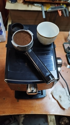 Кафемашина Delonghi EC-150 експресо с крема цедка, city of Sofia | Espresso Machines - снимка 12