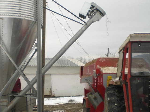 Фуражни силози за животновъдни ферми, град Стара Загора | Оборудване / Съоръжения - снимка 3