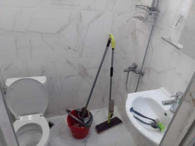 Давам под наем двустаен напълно обзаведен след ремонт в кв.Хр.Смирненски-до ОБЩИНАТА, НА2етаж, изцяло - снимка 9