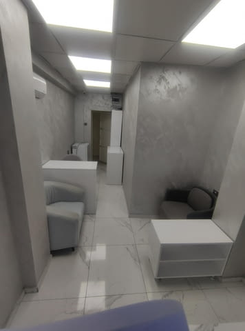 Даваме под наем търговско помещение в центъра на гр. Пловдивл - снимка 1