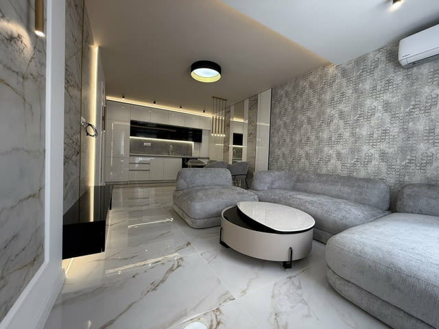 Тристаен апартамент в кв. Остромила 96 кв.м. 3-стаен, 95 м2, Тухла - град Пловдив | Апартаменти - снимка 4