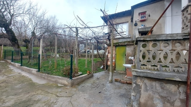 Къща в село Лясково, обл.Кърджали Brick, 120 m2 - village Lyaskovo | Houses & Villas - снимка 1