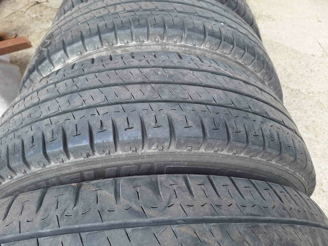 6 бр. запазени летни гуми Michelin Agilis 195/75 R16С, city of Sofia | Wheels & Tires - снимка 12