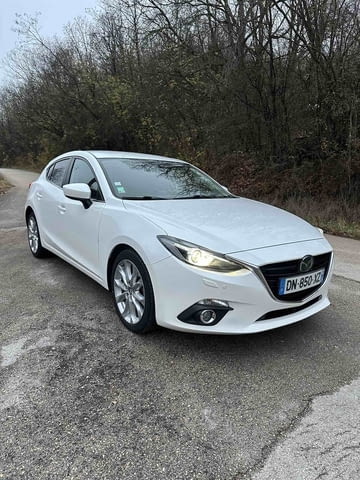 Mazda 3 2.2d Skyactiv 150к.с. BOSE Дизел, Ръчна, Хечбек - град Троян | Автомобили / Джипове - снимка 1