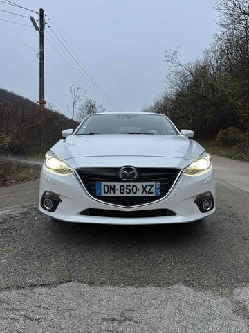 Mazda 3 2.2d Skyactiv 150к.с. BOSE Дизел, Ръчна, Хечбек - град Троян | Автомобили / Джипове - снимка 2