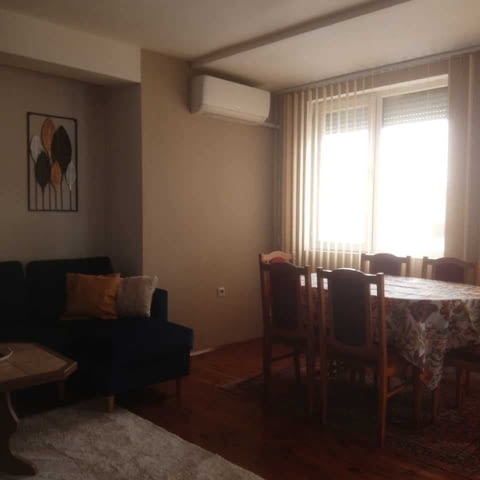 Давам под наем НОВОобзаведен двустаен в нова кооперация с асансьор в центъра на гр.Пловдив до ВОЕННА - снимка 7