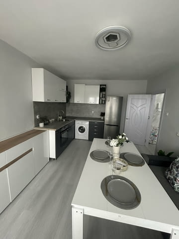 Продавам двустаен апартамент в гр. Перник кв. Изток, град Перник | Апартаменти - снимка 3