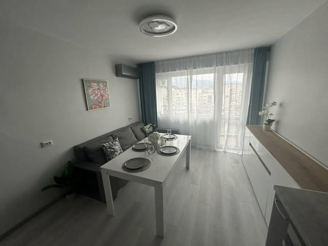 Продавам двустаен апартамент в гр. Перник кв. Изток, град Перник | Апартаменти - снимка 4