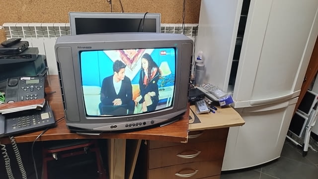 Телевизор Samsung CK - 20S1TB Цветен с кинескоп 20 инча., град София | Телевизори / Декодери - снимка 4