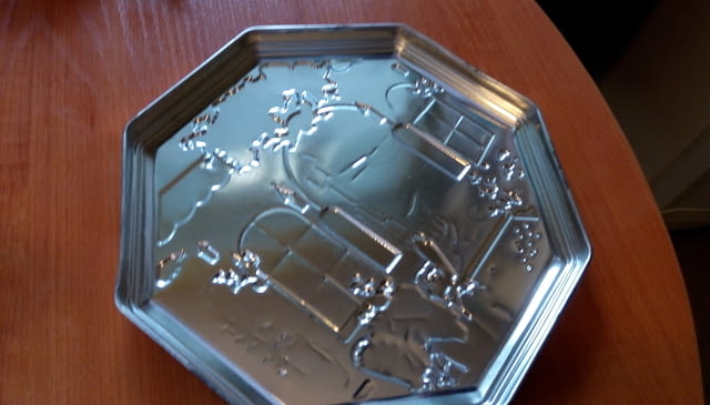 Метална кутия за бисквити и шокола с картини на Виктор Швайко - Viktor Shvaiko - снимка 11