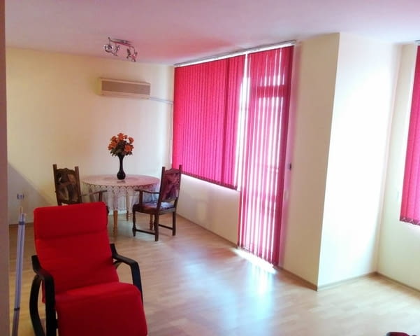 Тристаен апартамент в кв. Училищни, гр. Хасково 3-стаен, 105 м2, Тухла - град Хасково | Апартаменти - снимка 1