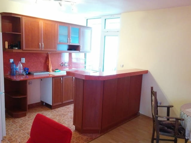 Тристаен апартамент в кв. Училищни, гр. Хасково 3-стаен, 105 м2, Тухла - град Хасково | Апартаменти - снимка 3