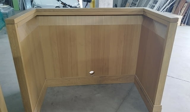 Кратедра П образна преграда - рецепция - град София | Бюра - снимка 2