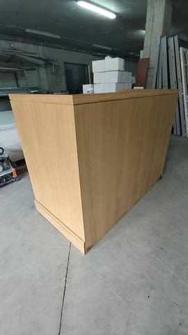 Кратедра П образна преграда - рецепция - град София | Бюра - снимка 12