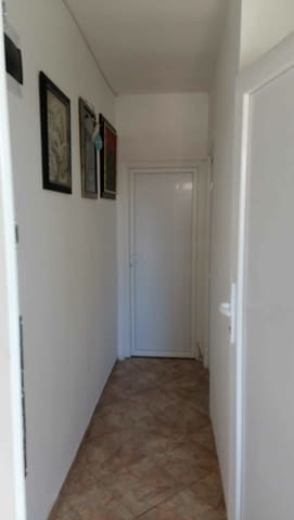 Даваме под наем едностаен апартамент в центъра на гр. Пловдив - снимка 3