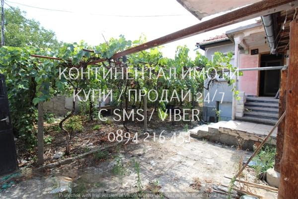 Кодк 63159. Едноетажна тухла/гредоред къща 80м2 с двор 650м2. С трифазен ток и кладенец. Състои се о - снимка 9