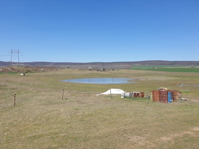 Продавам 18, 128 дка земя в землището на с. Лясково, city of Vеliki Prеslav - снимка 4