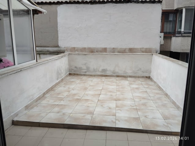 Дава под наем тристаен Възраждане, Бургас 3-стаен, 100 м2, Тухла - град Бургас | Апартаменти - снимка 3