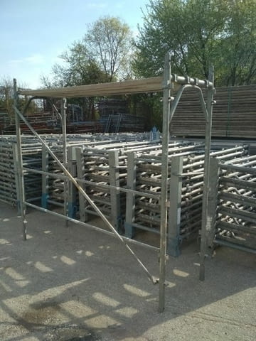 Поцинковано фасадно рамково скеле - Употребявано, град Велико Търново | Инструменти / Оборудване - снимка 2