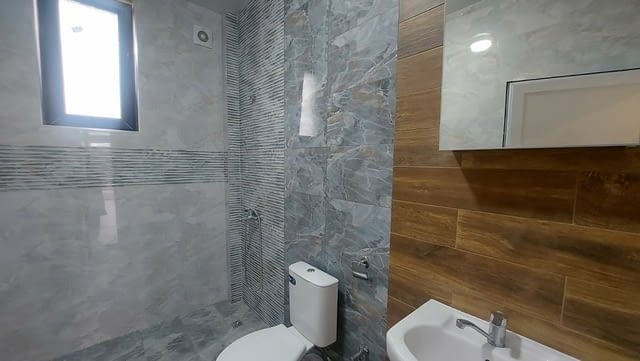 Едноетажна къща ново строителство в с.Стамболово, обл.Хасково - снимка 11